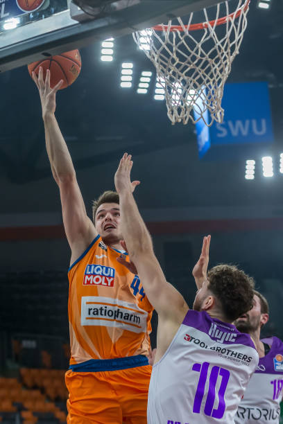 十分有限 十分有限