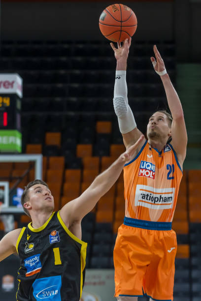 赛事的紧密 赛事的紧密