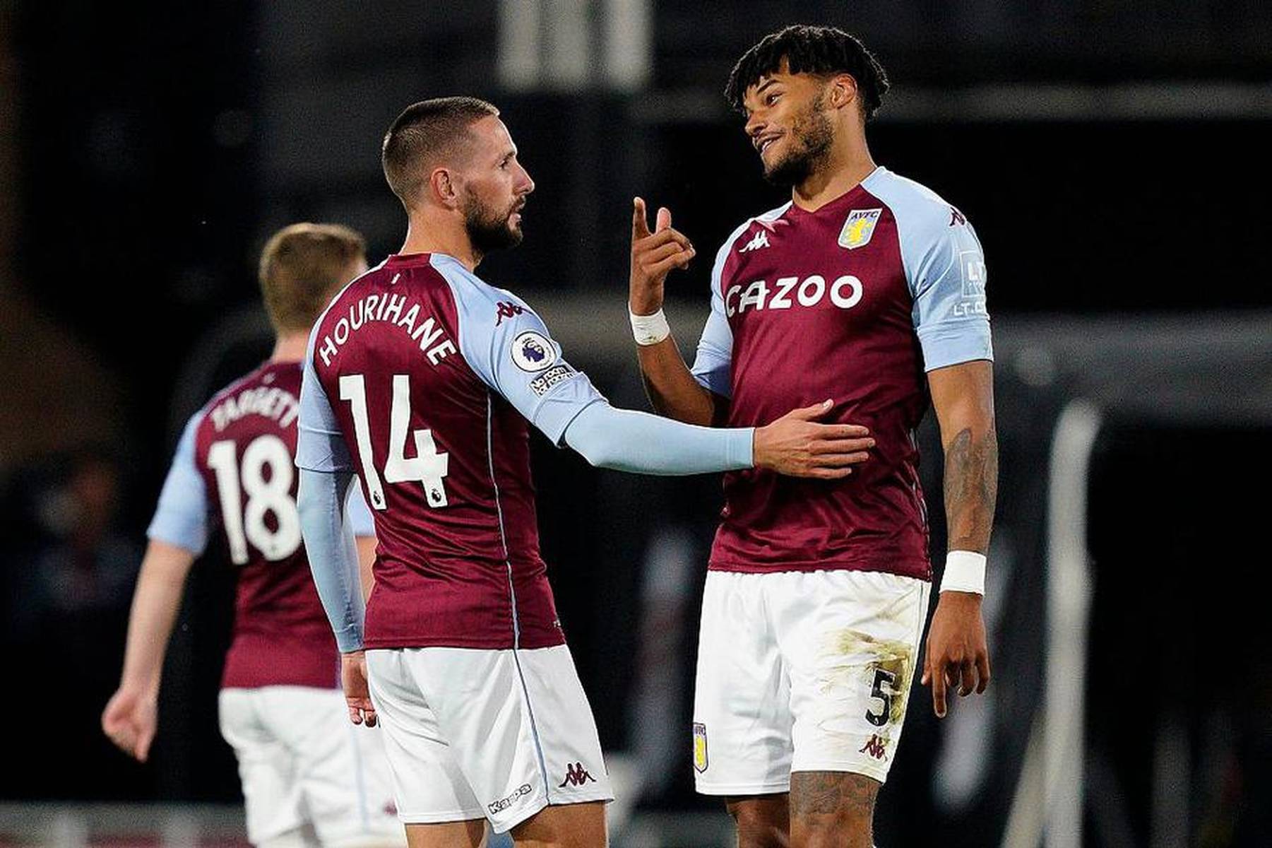 球员表现与 球员表现与